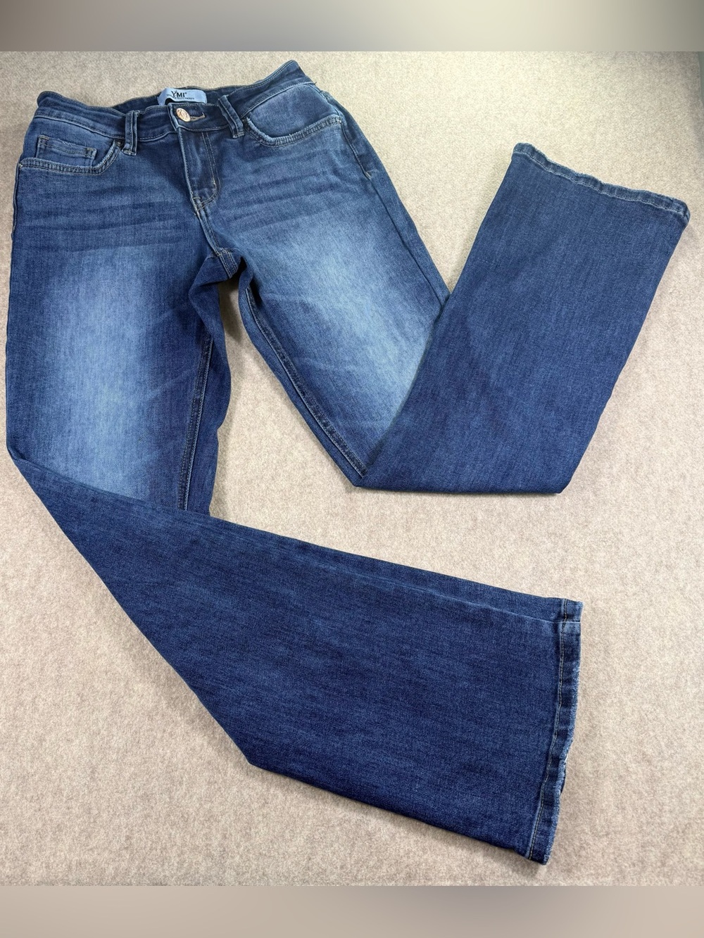 TYI - Indigo Blue Bootcut Jeans, distressed stretch fabric, sz 26, cute pockets